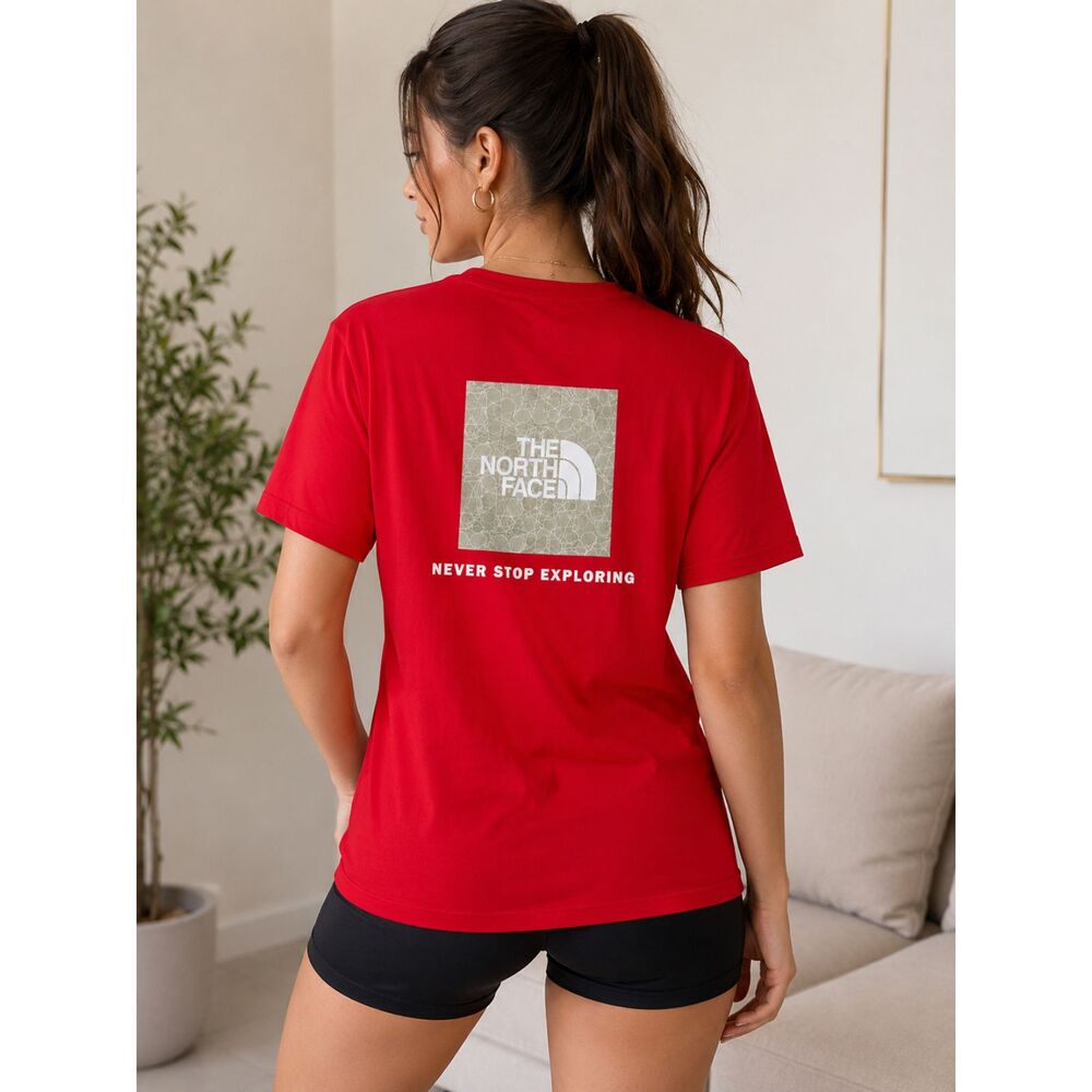 The North Face Women's Red Short Sleeve T-Shirt - Size M (NWT)